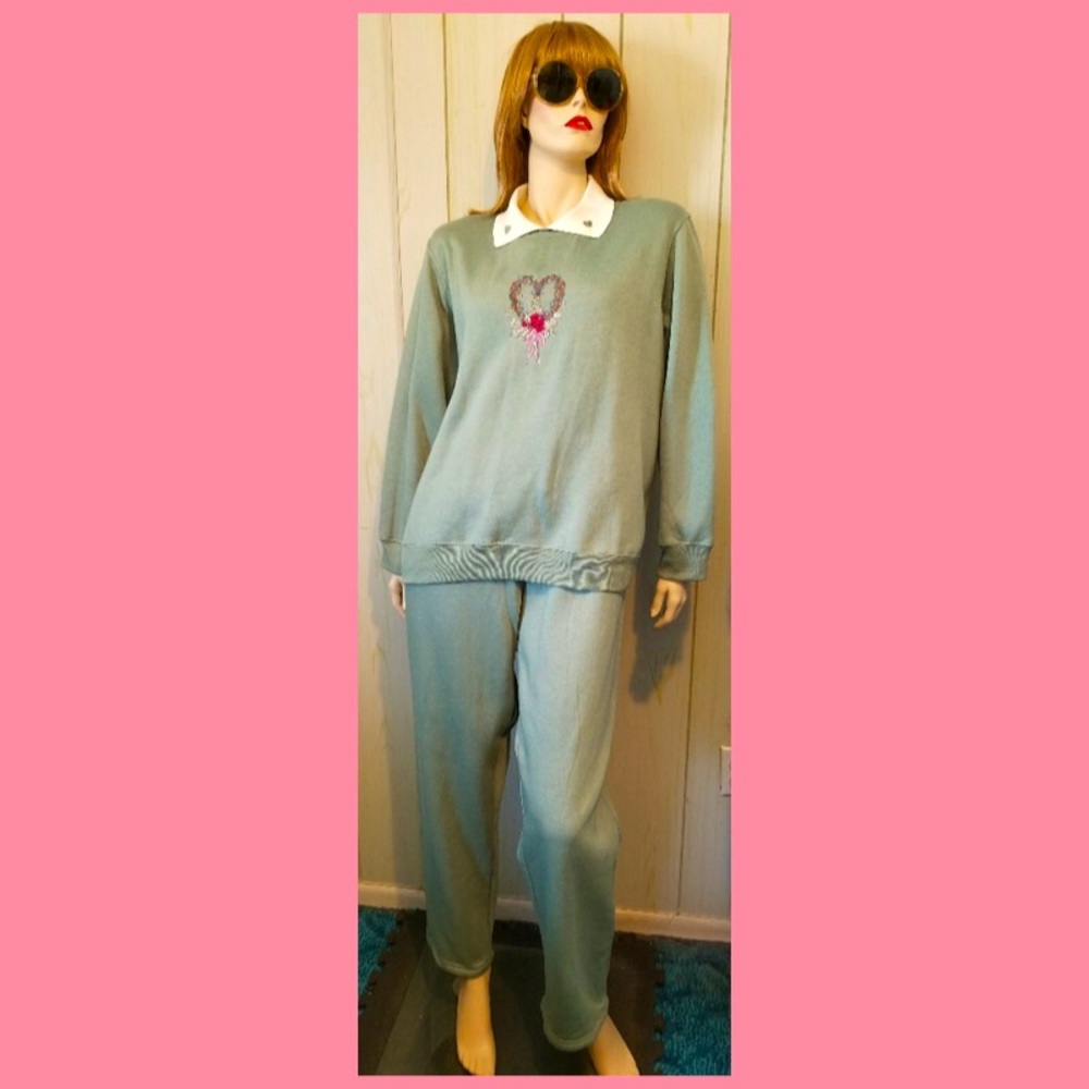 Vintage Cottagecore Sage Green Ladies 2 Piece Embroidered Lounge Leisure Outfit
